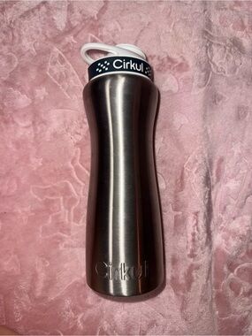 Cirkul Stainless Steel Water Bottle - Gunmetal with White Lid
